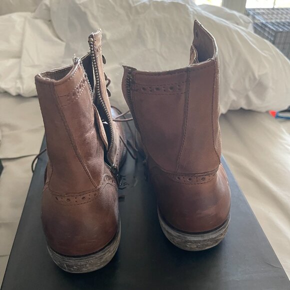 Andrew Marc Tan Leather Boots Size 11M - Picture 5 of 11